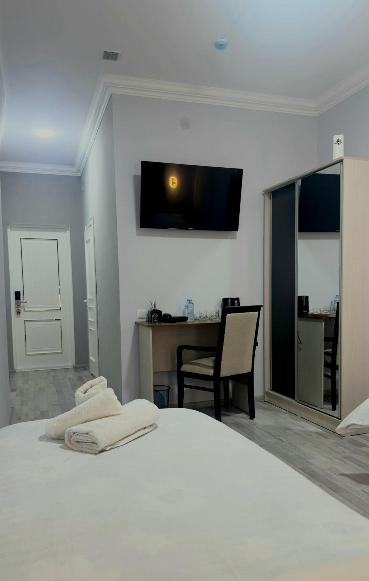 Marmar Family Restaurant And Hotel Nukus Exterior photo